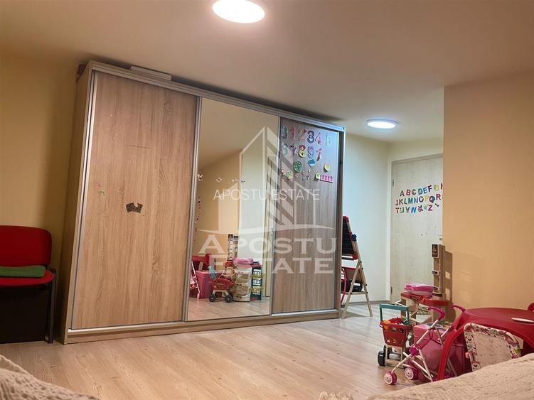 Penthouse cu 4 camere pe 2 nivele In Giroc langa scoala. - 13