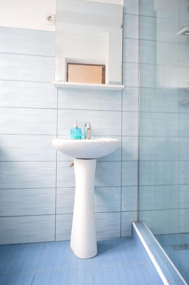 De vânzare – apartament central, zona Dealul Cetății - 11