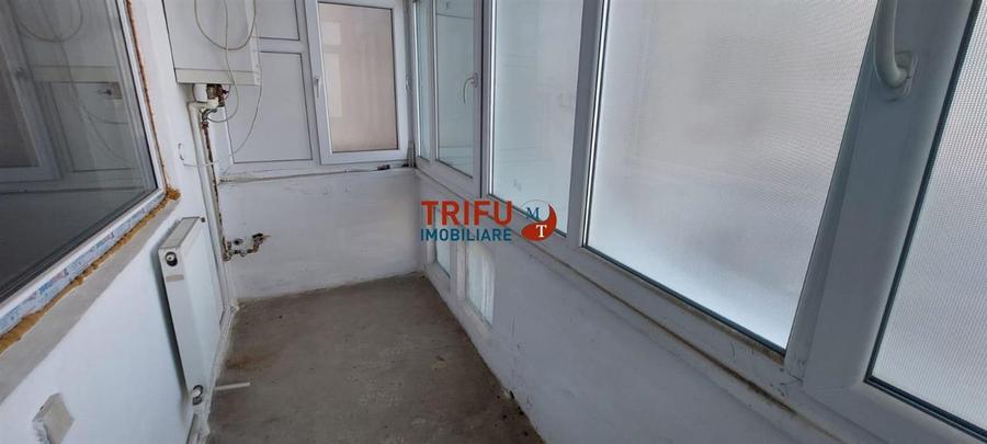 Apartament 4 camere etaj 1 de vanzare Cetate