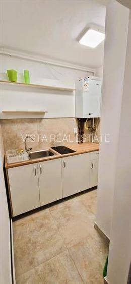 Garsoniera renovata recent, centrala proprie, zona verde  Noua - 4