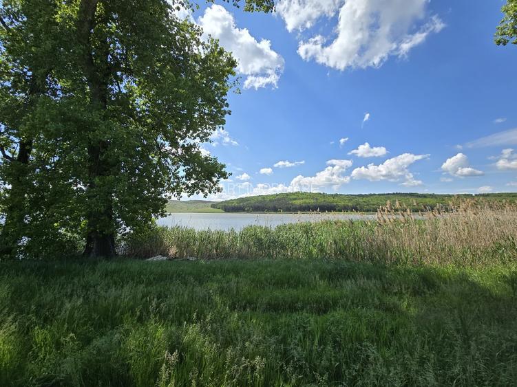 Teren 1.325 mp – Budai, jud. Iasi, langa lac , cu acces din Strada Principala - 2