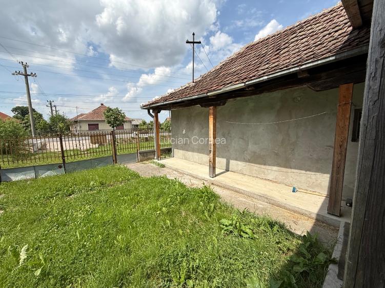 Casa de vanzare in Ardud | 425 mp teren | 97 mp construiti | Curte, anexe si buc - 7