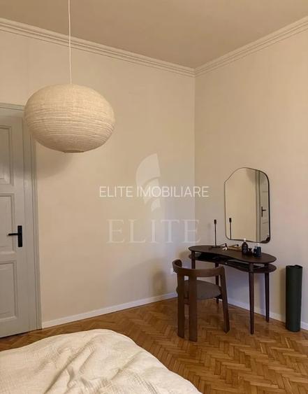 Apartament 3 camere în zona STRAZII HOREA - 11