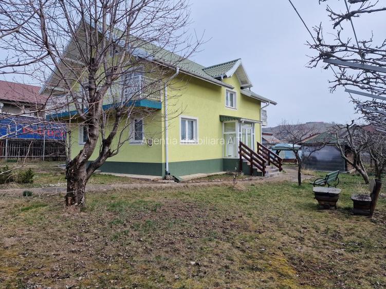 De vanzare casă &icirc;n Burdujeni , aleea Dumbrăvii , Suceava - 2