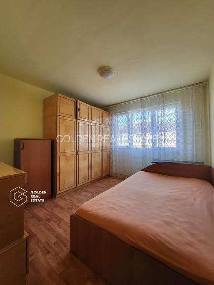 Apartament 3 camere, oras Lipova - 10