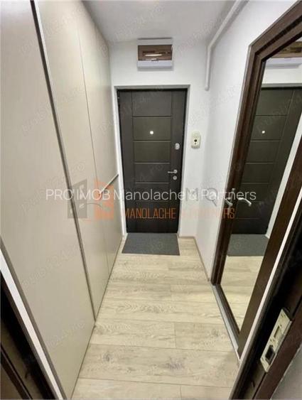 Garsoniera cf 1 decomandata zona Crang - 5