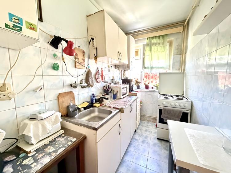 Apartament 4 camere, 60,5 mp utili, etaj 3 - zona Cetatii - 7