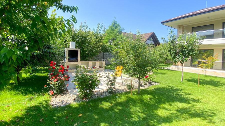 V&acirc;nzare vilă 8 camere | Grădină 500mp | 3 locuri de parcare - 7