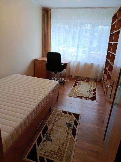 Proprietar, inchiriez apartament cu 3 camere Bld. Cetatii - 3