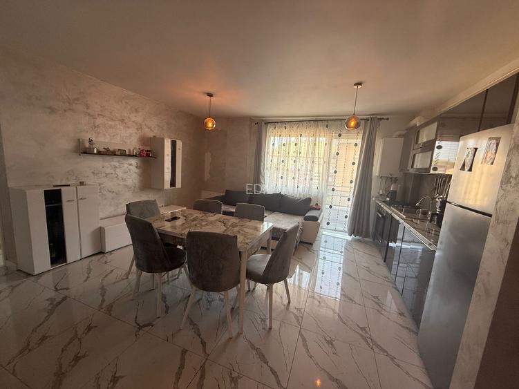 Apartament 3 camere semidecomandat zona Fagului - 3