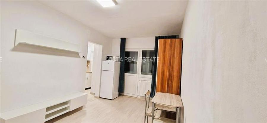 Garsoniera renovata recent, centrala proprie, zona verde  Noua - 2
