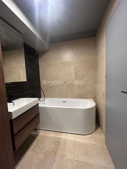 Apartament nou, tip penthause, 3 camere, 2 băi, 3 terase - 12