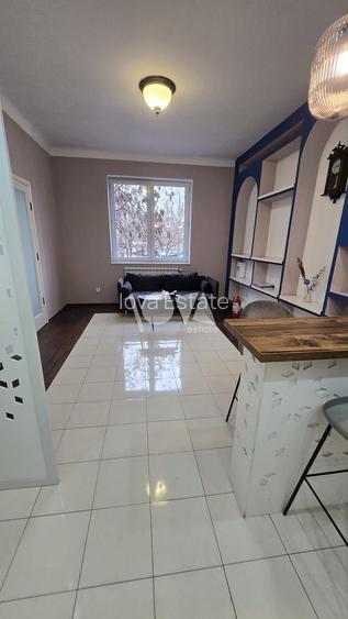 De închiriat: vilă interbelică - stradal - Berzei-190 mp utili - Curte - 2