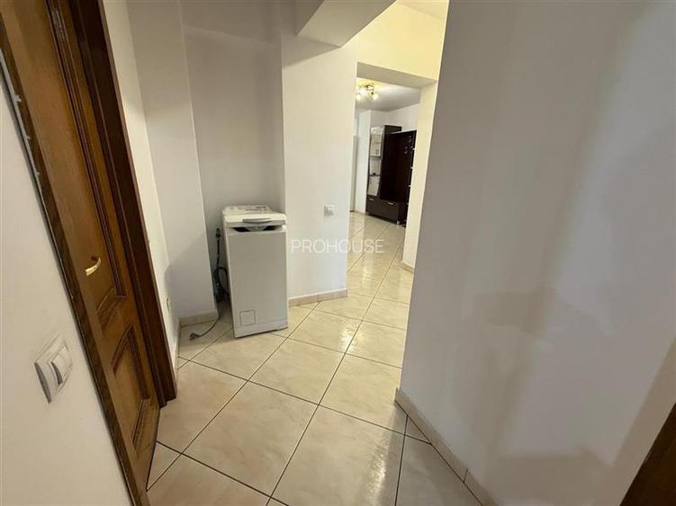 Ultracentral 3 camere decomandate etaj 2! - 12