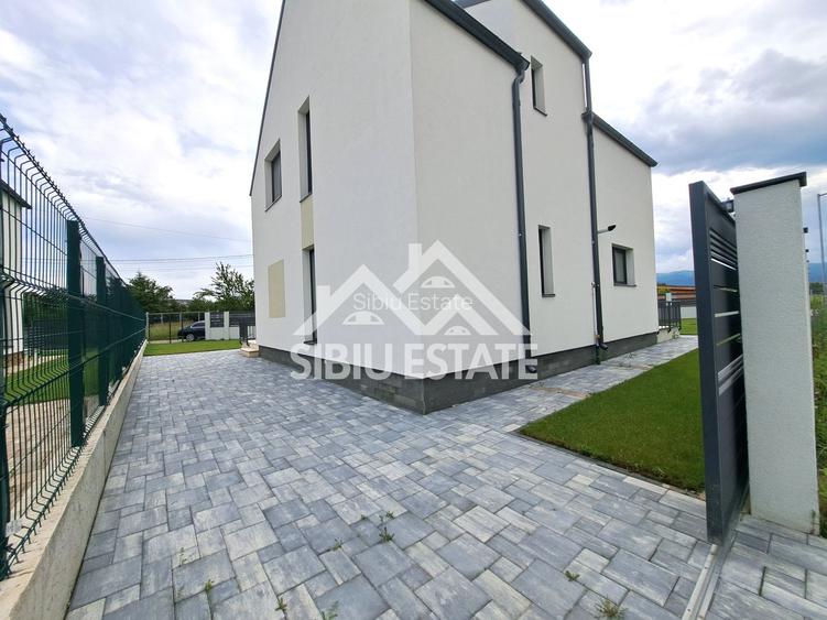 Casa Sibiu Vest, zona Cristian - 8