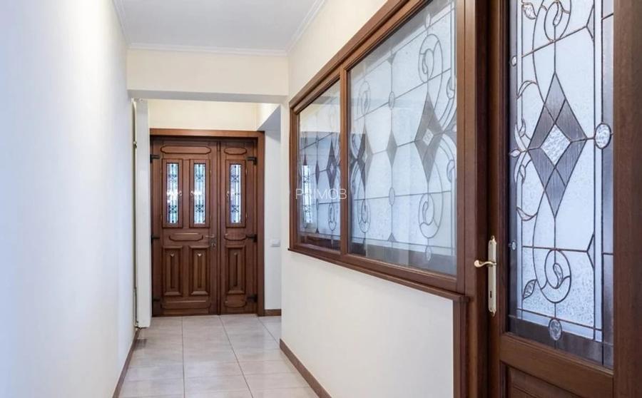 D+P+E+M Damaroaia lac,1000mp teren,7camere elegante,7bai,curte pavata/verde - 5