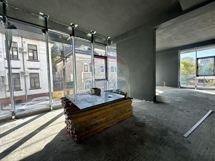 Spatiu comercial de 250mp de inchiriat in zona Alba Iulia - 9