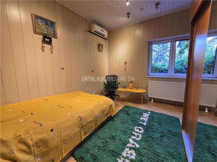 Inchiriere ap. 3 camere in vila Foisorul de Foc. - 3