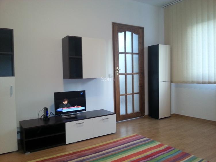 Particular inchiriez Garsoniera Drumul Taberei - Vladeasa - 4