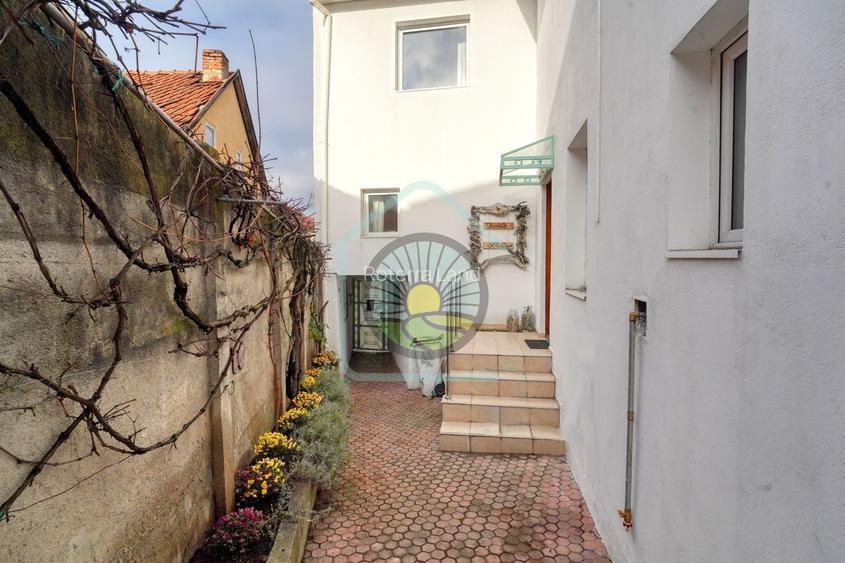 CASA INDIVIDUALA- DEALUL CETATII BRASOV - 30