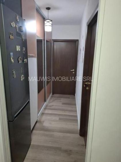 Vand apartament cu 2 camere in zona Straja Sector 4 - 3