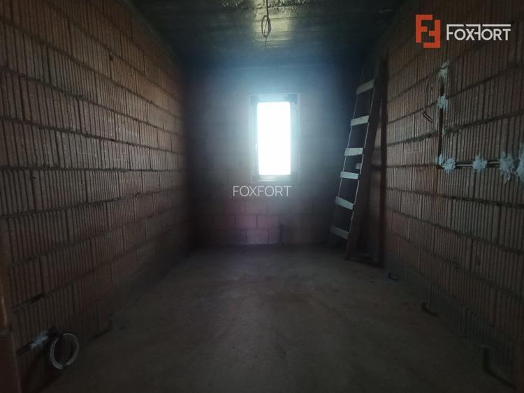 Casa individuala 7 camere Mosnita Noua - V2559 - 12