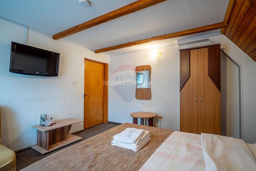 Apartament Busteni – Etaj Integral Vilă – 4 Camere - 4