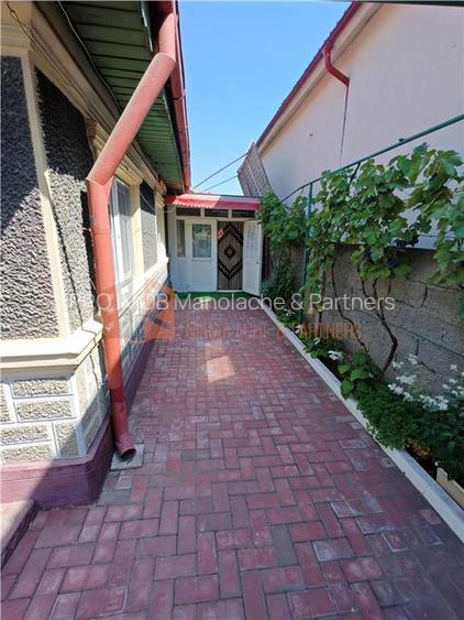 Casa tip parter si teren 1750 mp in zona Transilvaniei - 11