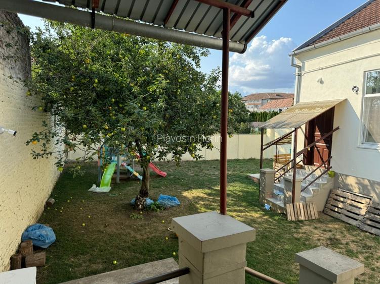 Complex-Lunei,la 5 min.de Prefectu;,10 camere,cas multifuncțional - 13