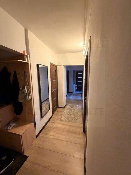 Apartament 4 camere 75 mp cu balcon si pivnita pe b-dul Mihai Viteazu