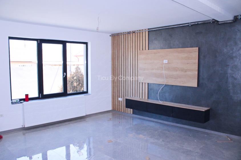 Vindem vila tip duplex in Navodari - 2