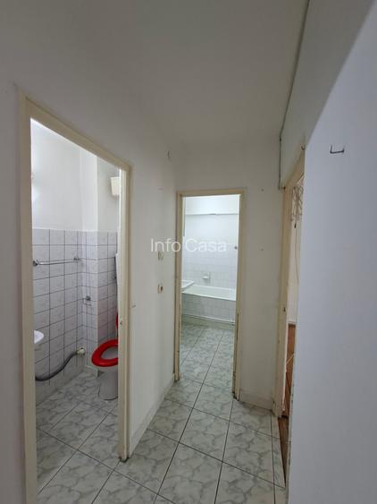 De vanzare 3 camere decomandat - 3