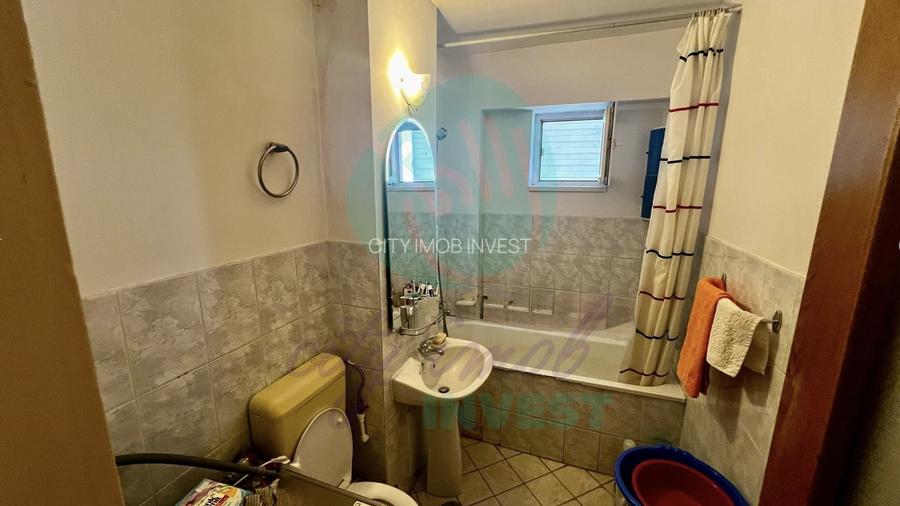 3 camere decomandat | Bloc 2002 | 85 mp | Piața Sudului - 8