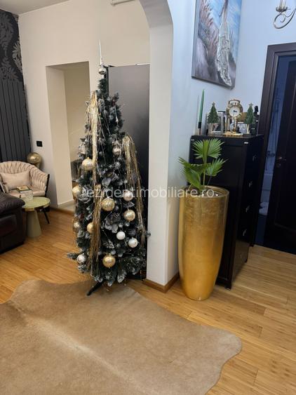 Vanzare Apartament 3 Camere deosebit –  Unirii Zepter adiacent - 4