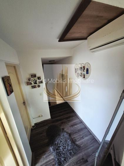 De vânzare apartament 3 camere 70mp