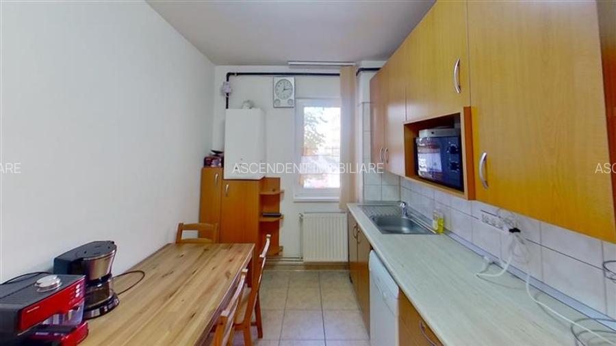 Tur 3D! Apartament 4 camere decomandate, etajul1, in cartierul Noua, Brasov - 3