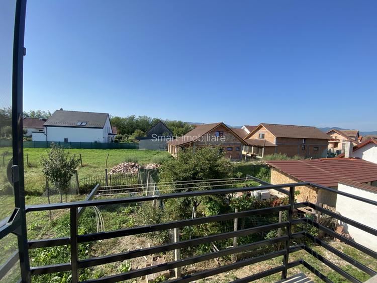 Casa individuala mobilata elegant, 4 camere, 2 bai, gradina Cristian SB - 11