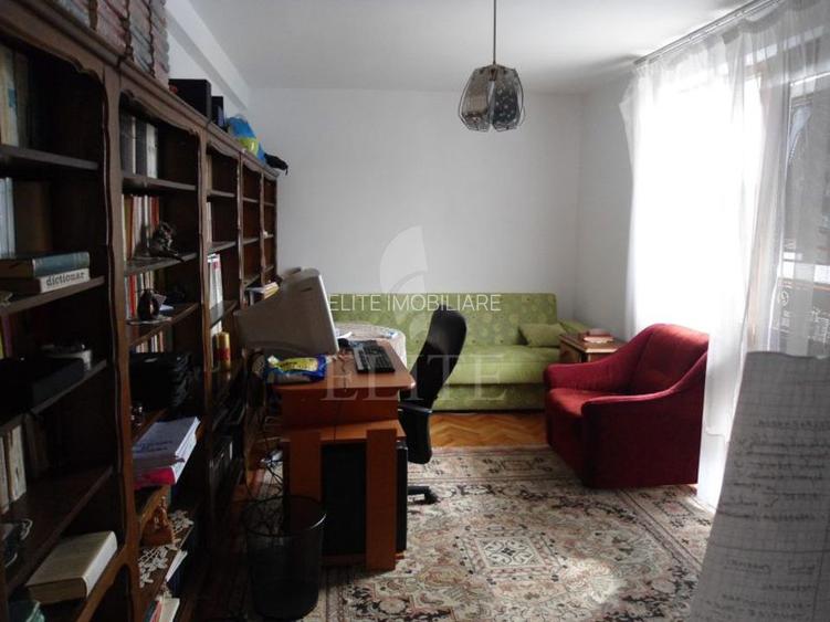 Apartament 3 camere în zona P-TA CIPARIU - 3