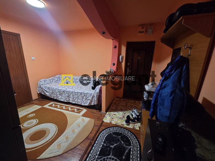 2 decomandate, etaj 3, centrala, boxa, Craiovita-Big vechi - 3