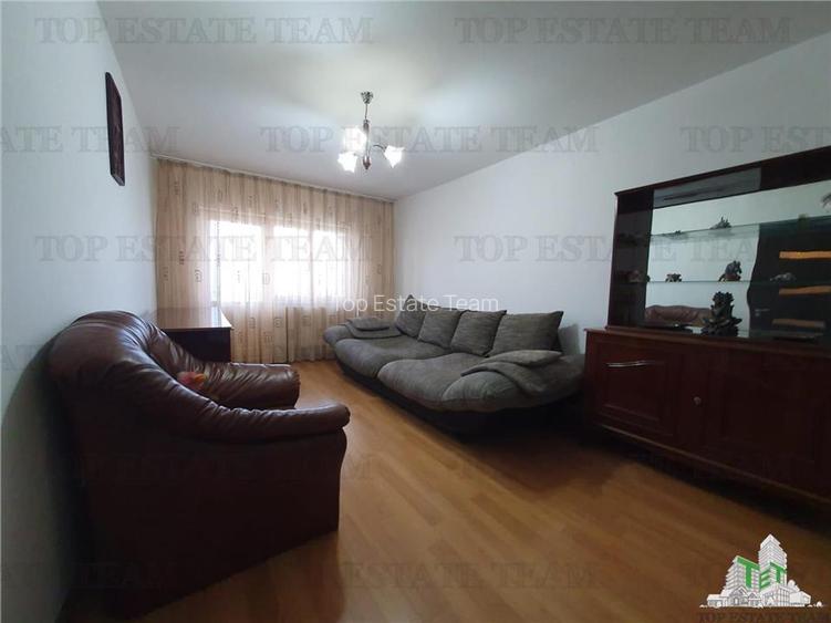 Apartament 4 Camere bloc Petromar in zona Gara Constanta - 9