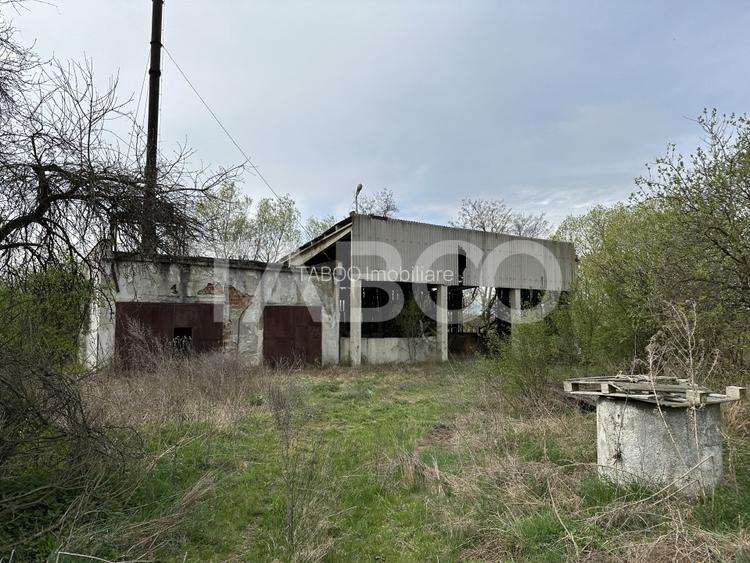 Spatiu industrial 5030 mp cu toate utilitatile acces auto Sat Sercaia - 9