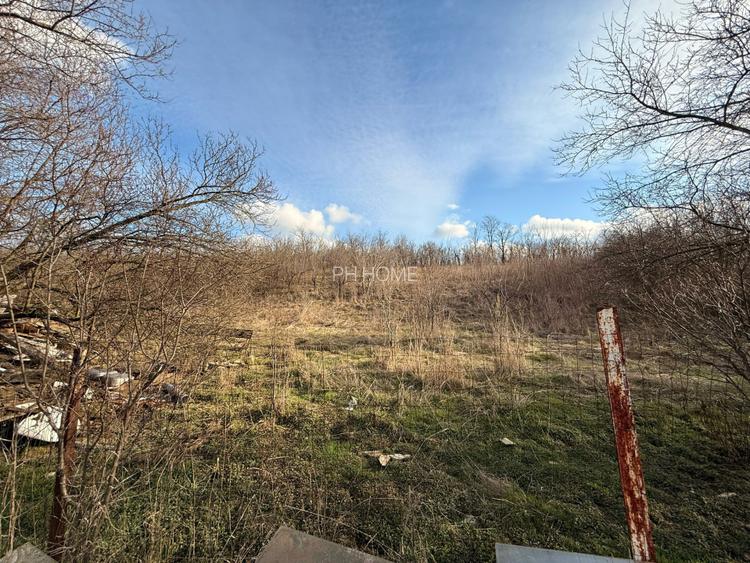 Teren cu deal, panorama si potential de investitie – Cornesti - 5