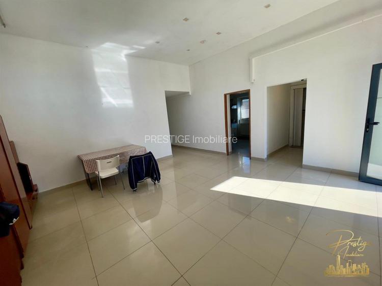 Hala cu birouri - 570 mp,  de inchiriat in Palota - Bihor - 9