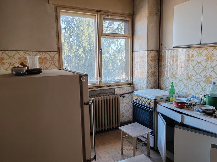 Apartament 5 camere pozitie deosebita zona Colinei - 17