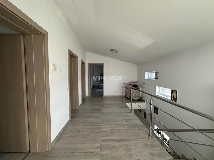 Vilă individuală  | 5 camere | 4 dormitoare cu băi proprii | Garaj | - 13
