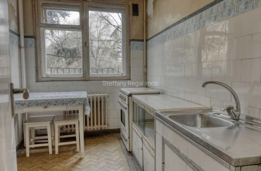 Apartament 3 camere de vanzare Gorjului - 2