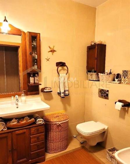 SEMICENTRAL - BLOC NOU - 3 cam LUX - 2 bai - decomandat - centrala proprie - ETA - 7