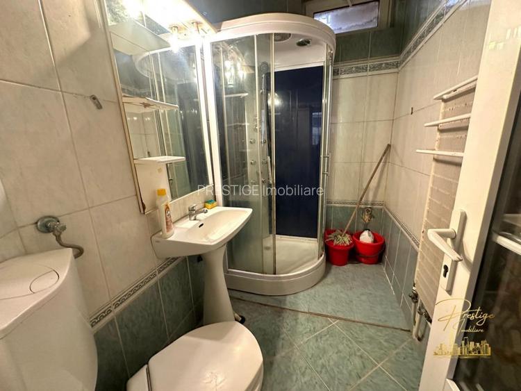 Casa cu 8 camere de inchiriat in zona Centrala - Oradea - 13