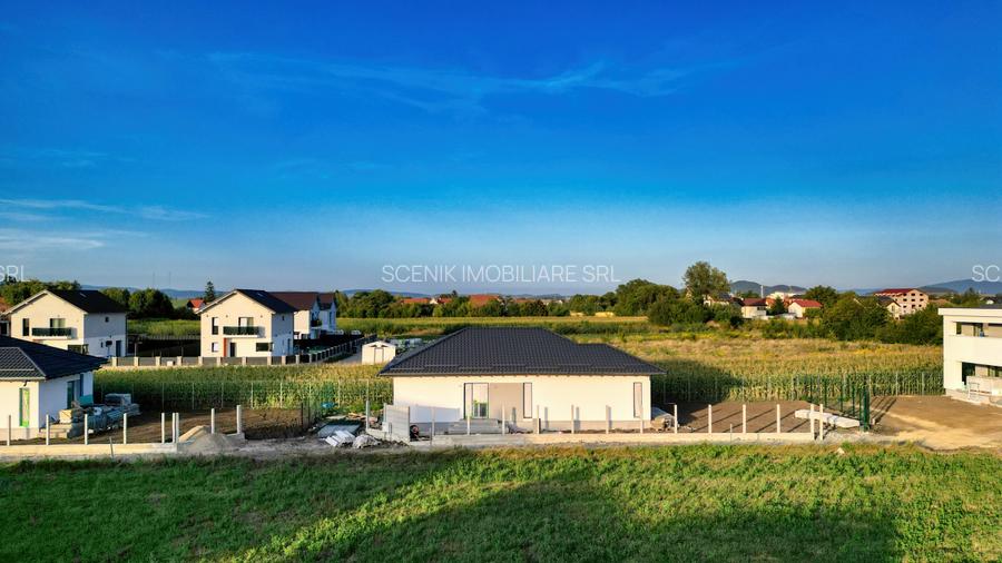 Casa noua, regim parter, mini cartier rezidential in Stupini - 2