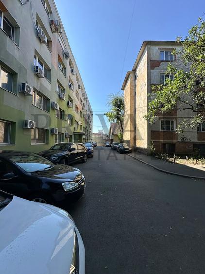 Garsoniera renovata, 26 mp, etaj 2, Complex Studențesc
